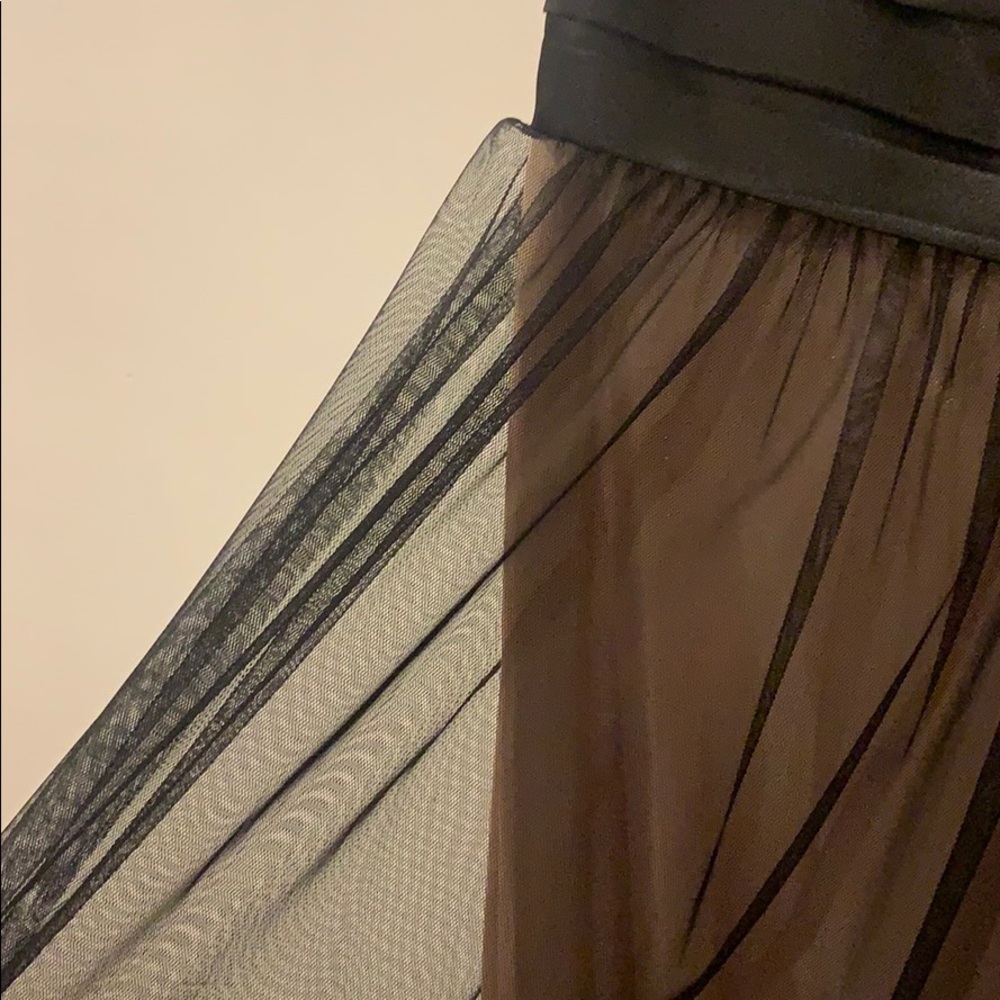 Dress - Picture 4 of 7